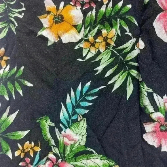 Art Class Girls Size 6/6X Pant Black Floral - Picture 3 of 4